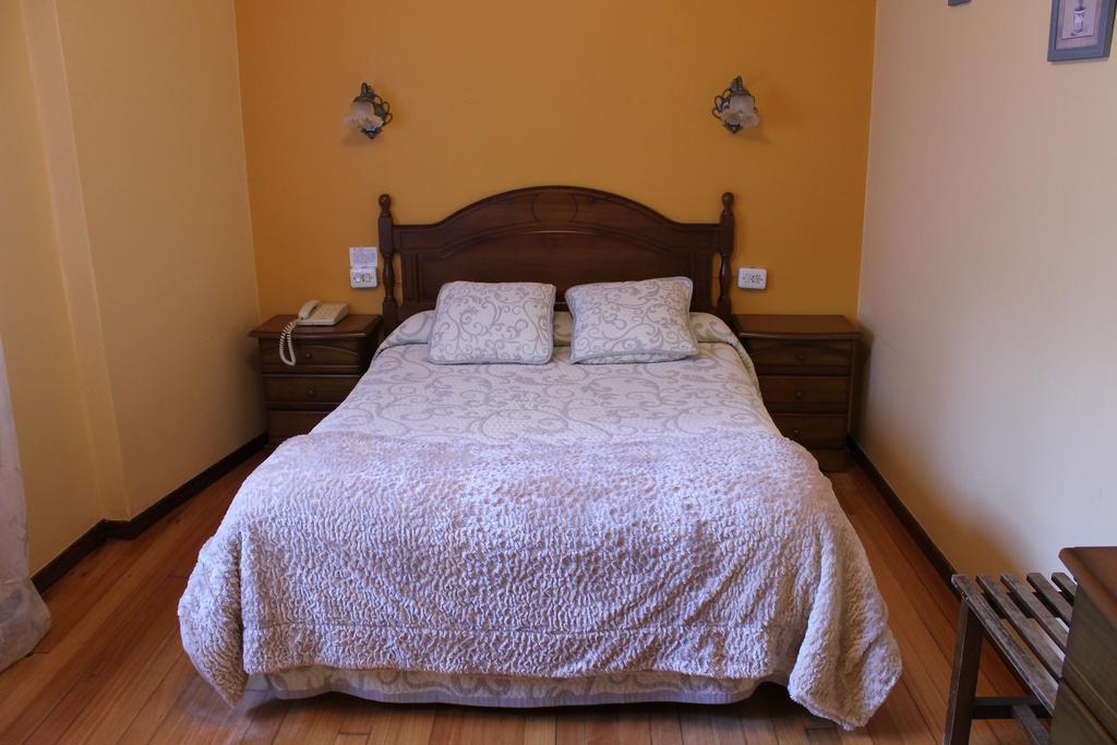 Pr Alameda Hotel Сантяго де Компостела Екстериор снимка