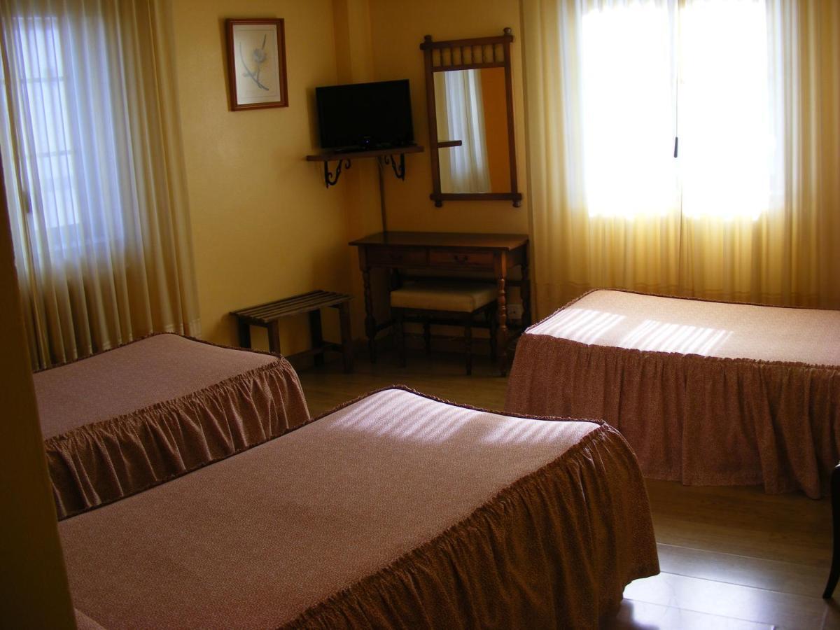 Pr Alameda Hotel Сантяго де Компостела Стая снимка